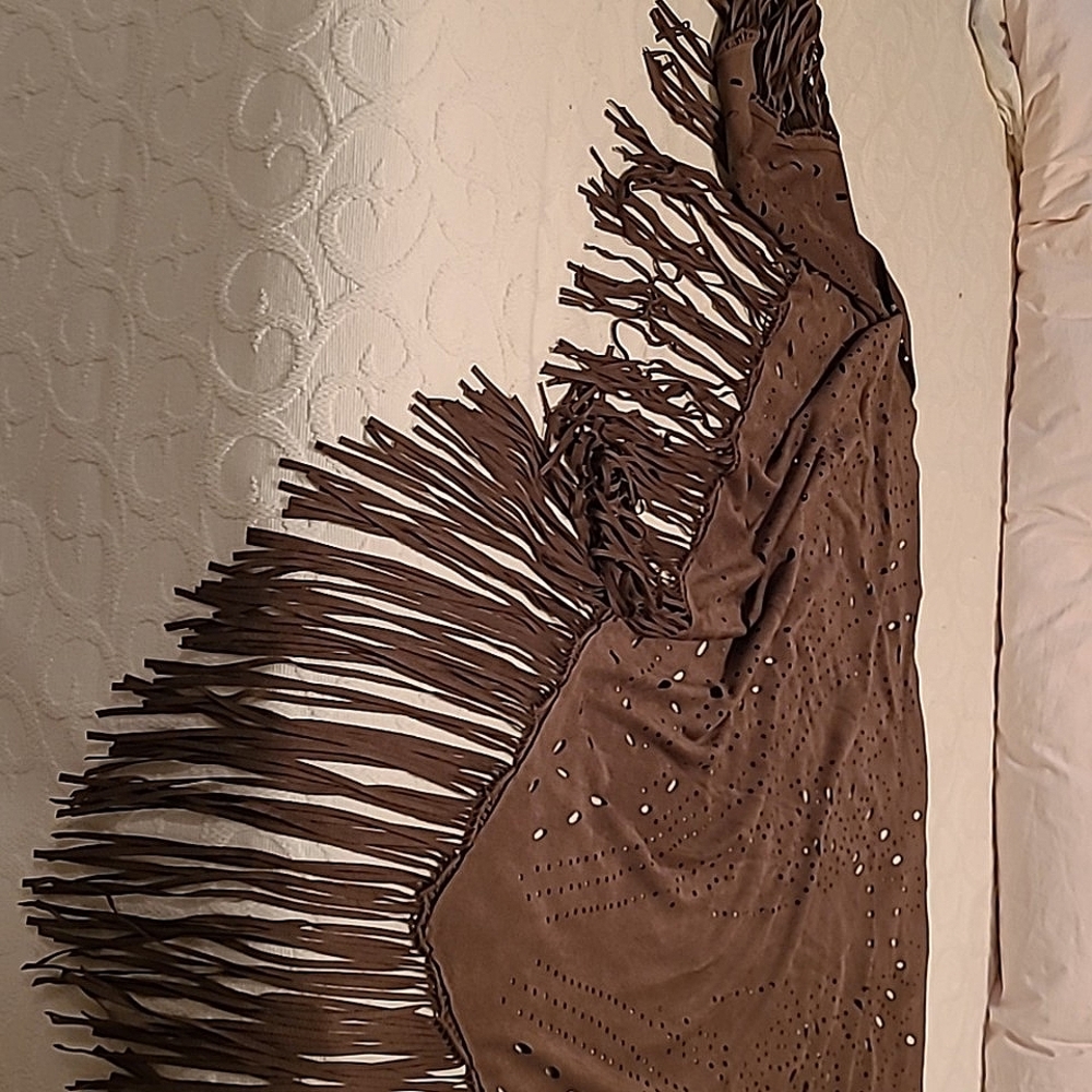 Fringed Cape